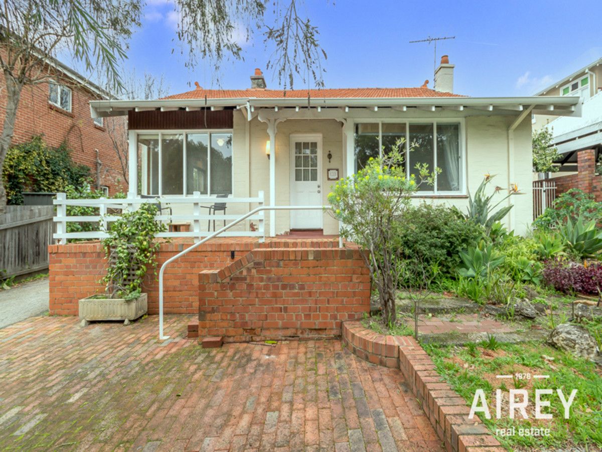 4 bedrooms House in 12 Edwards Street NEDLANDS WA, 6009