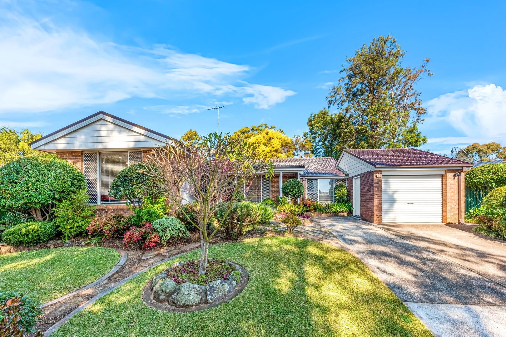 41 Nathaniel Parade, Kings Langley NSW 2147, Image 0