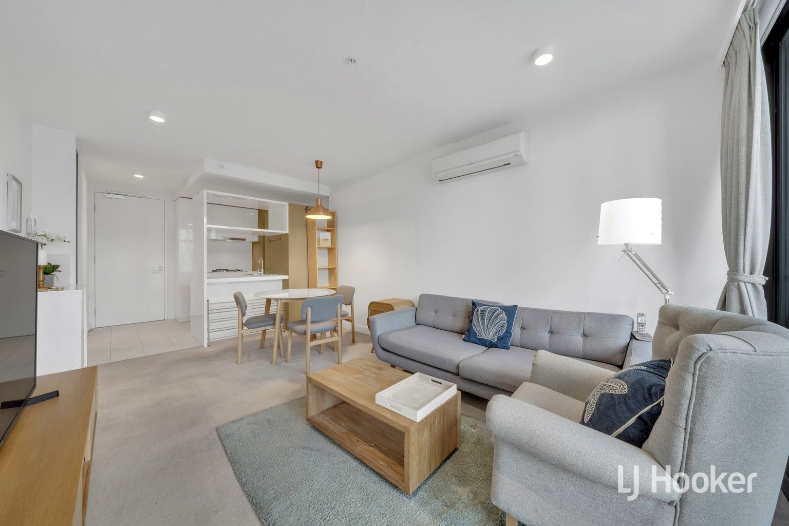 2409/33 MacKenzie Street, Melbourne VIC 3000, Image 0