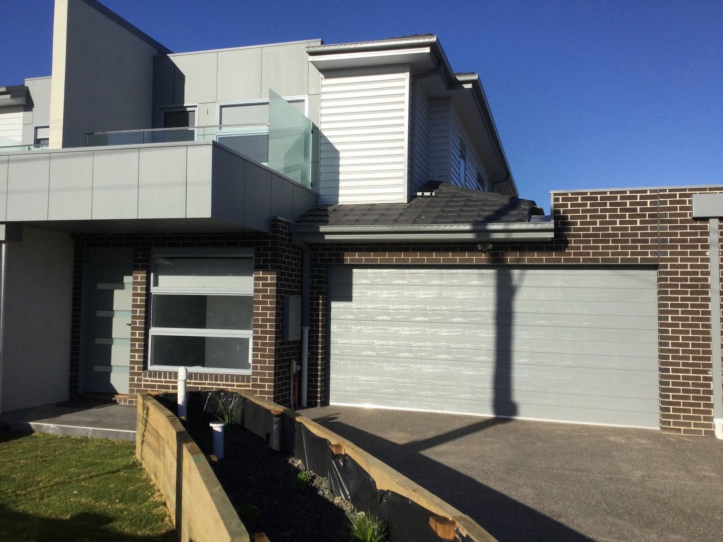 4 bedrooms Apartment / Unit / Flat in 7 Dinah Parade KEILOR EAST VIC, 3033