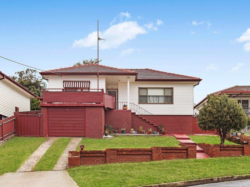 32 Denise Street, Lake Heights NSW 2502 House For Rent Domain