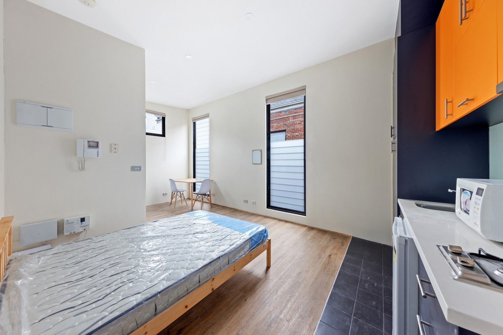 1 bedrooms Apartment / Unit / Flat in 10/864 Swanston Street CARLTON VIC, 3053