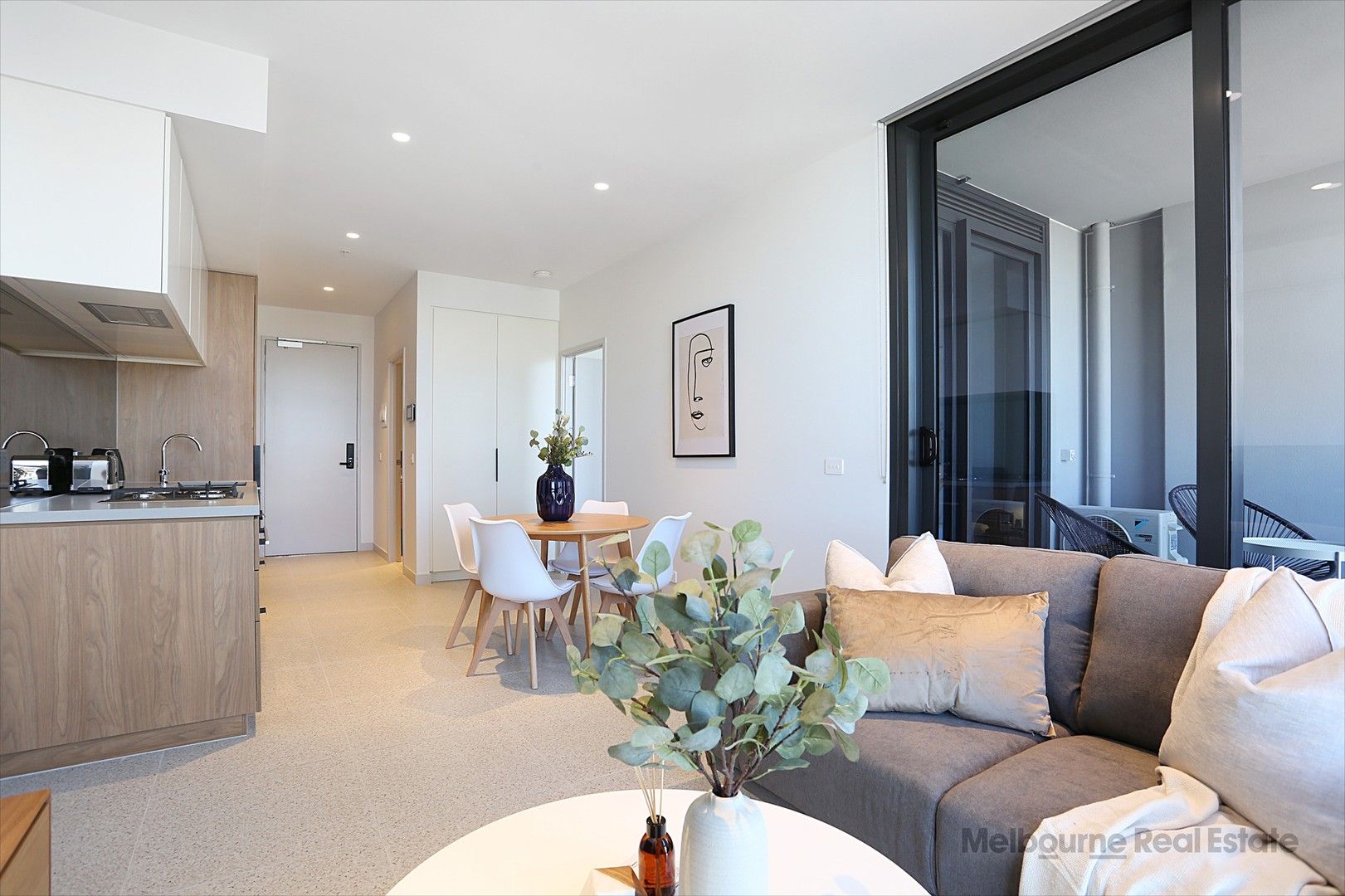 1 bedrooms Apartment / Unit / Flat in 903/138 Ferrars Street SOUTH MELBOURNE VIC, 3205