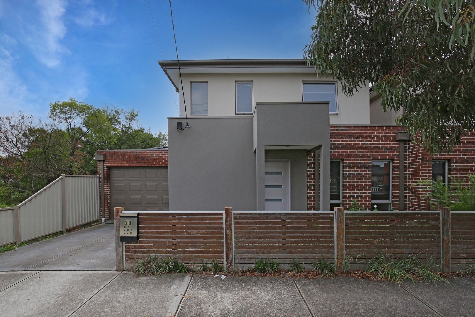 2 bedrooms Townhouse in 20 Marshall Drive RESERVOIR VIC, 3073
