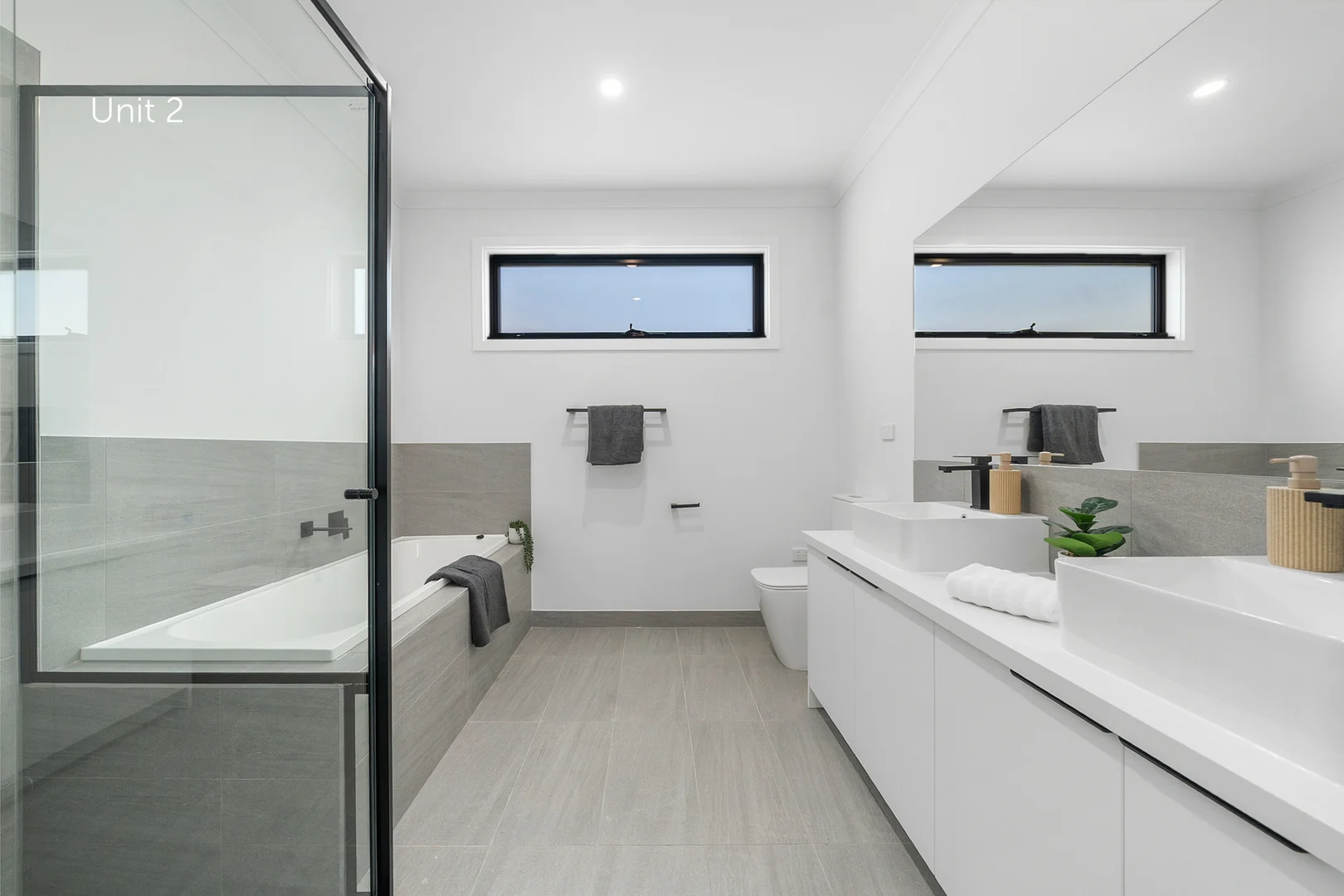 Additional image 5 of 2&3/77 Larnook Crescent, Aspendale VIC 3195