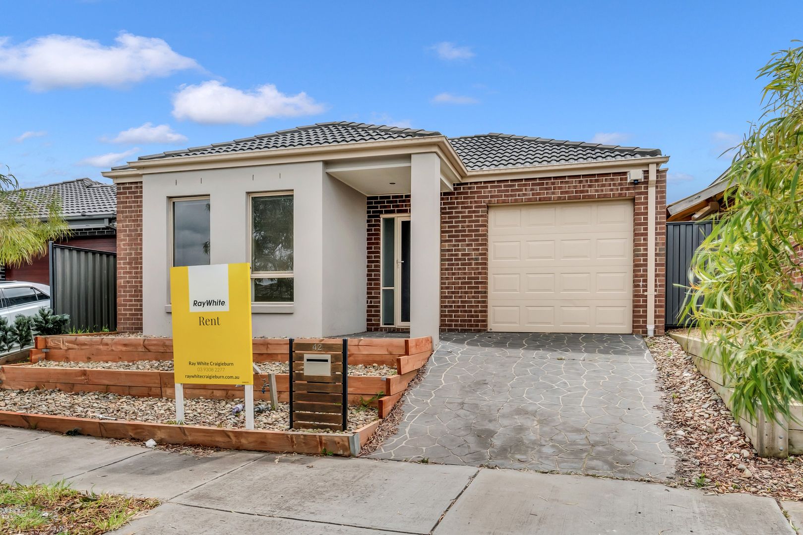 42 Kensley Circuit, Craigieburn VIC 3064, Image 2