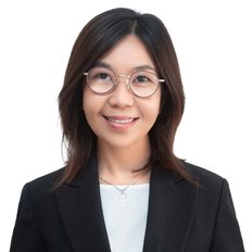 Miranda Luong, Sales representative