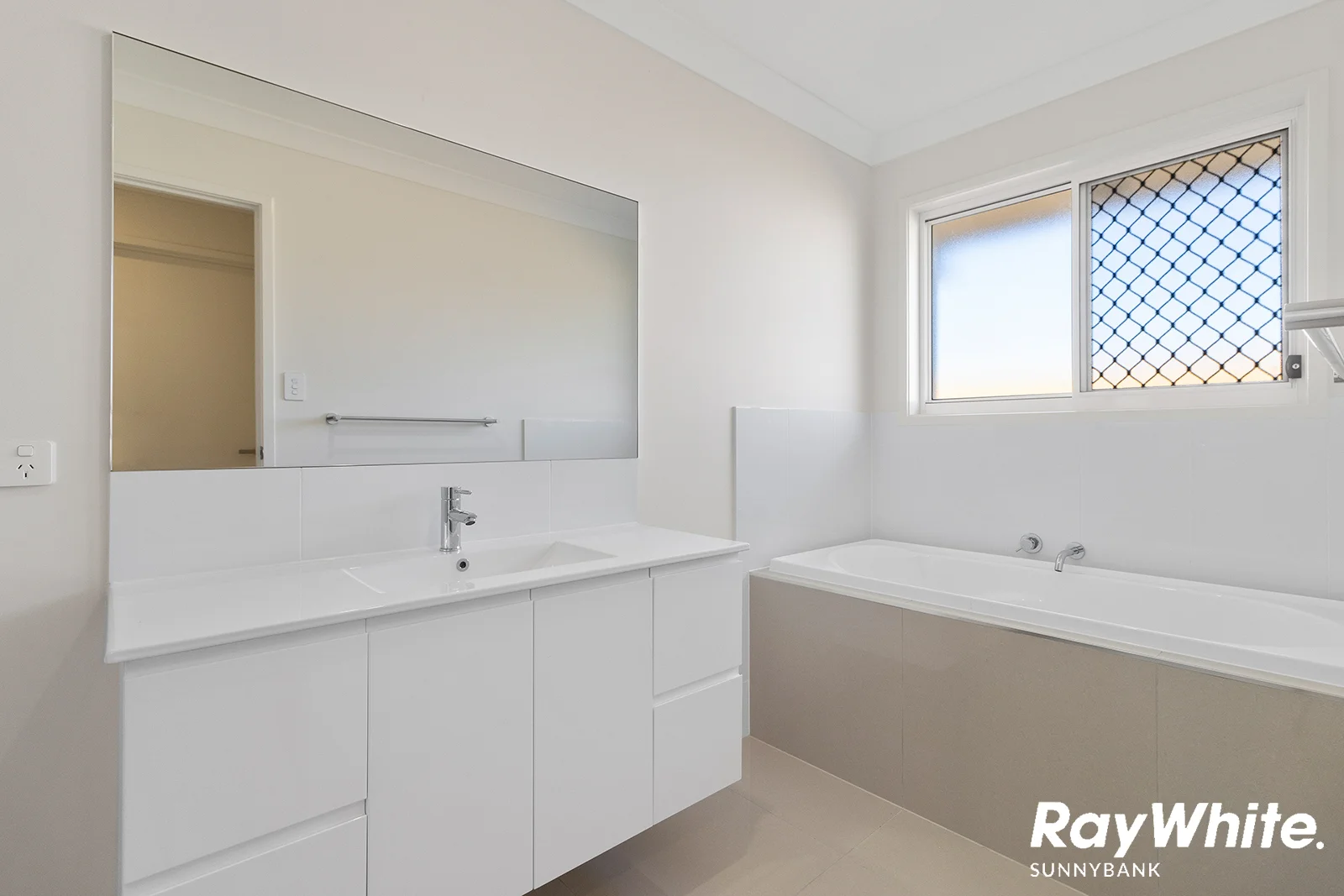 Additional image 8 of 10 Rungulla Street, White Rock QLD 4306