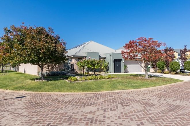 Picture of 1 Caulson Court, CHURCHLANDS WA 6018