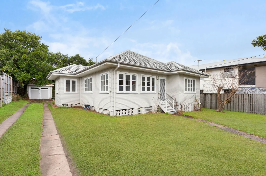 Primary image of 105 Dickenson Street, Carina QLD 4152