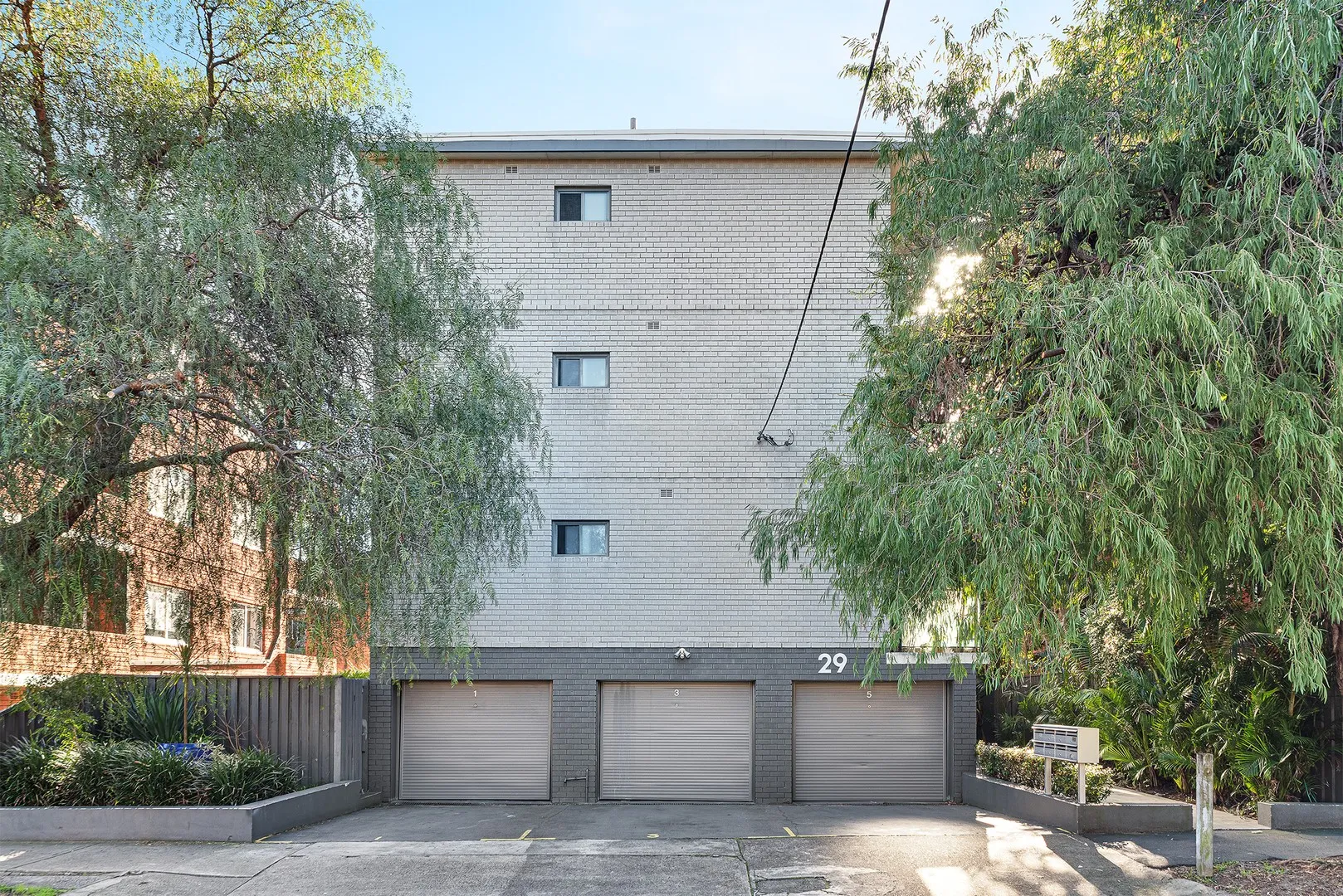 Top Floor Apartment in Boutique Block of Six, Rosebery