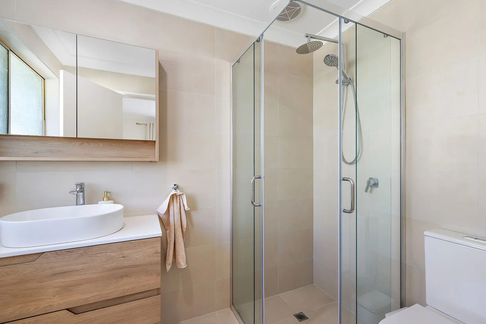 Additional image 5 of 38 Snow Wood Avenue, Ellenbrook WA 6069