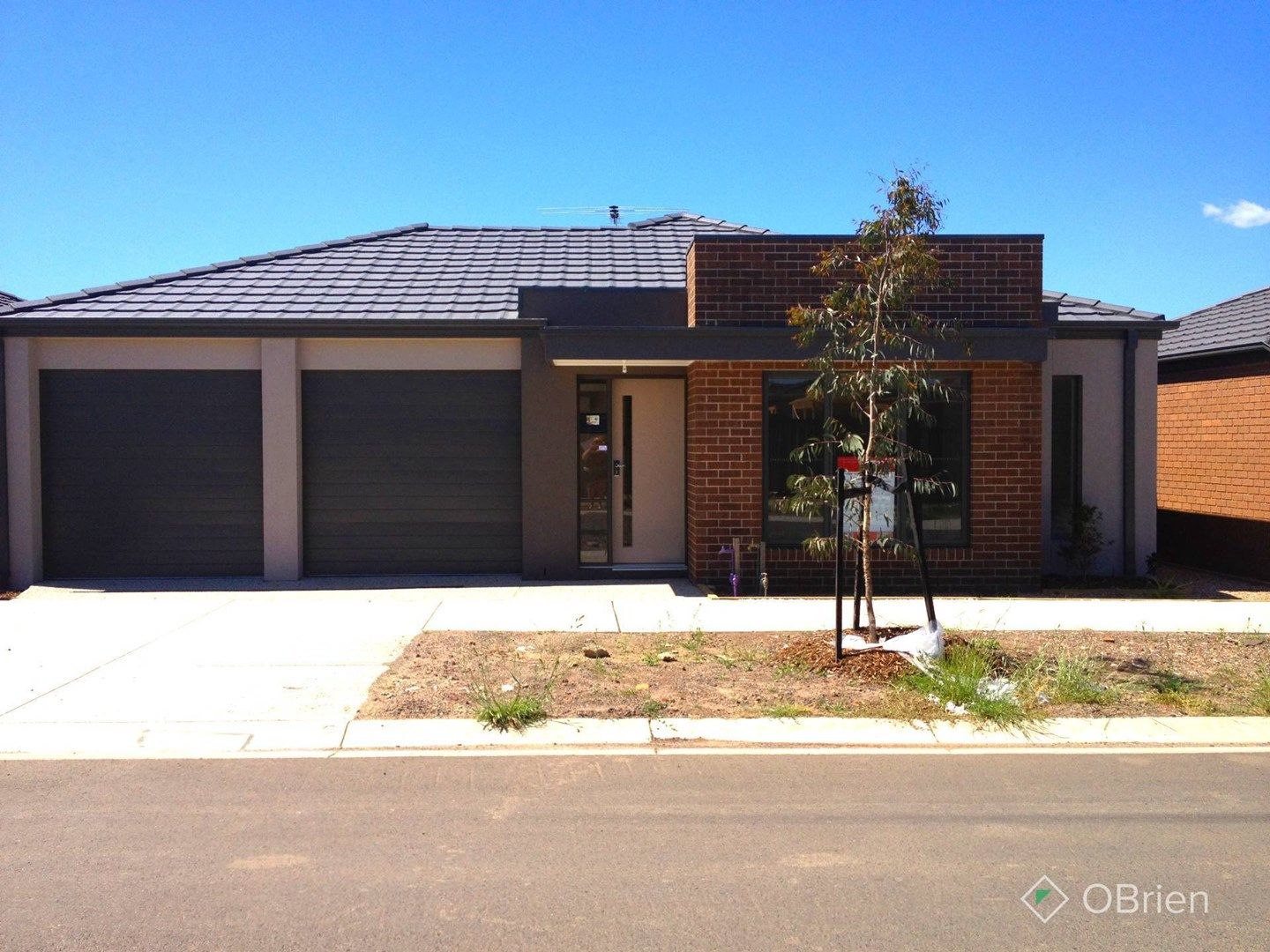 11 Thoresby Circuit, Craigieburn VIC 3064