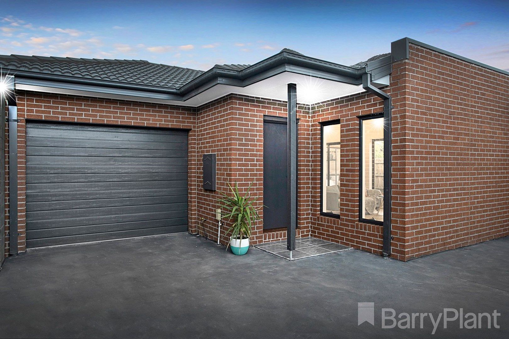 2/29 Helene Street, Ardeer VIC 3022, Image 0