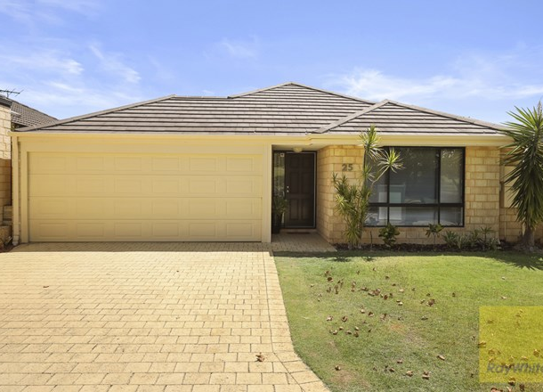 25 Las Ramblas Circle, Clarkson WA 6030