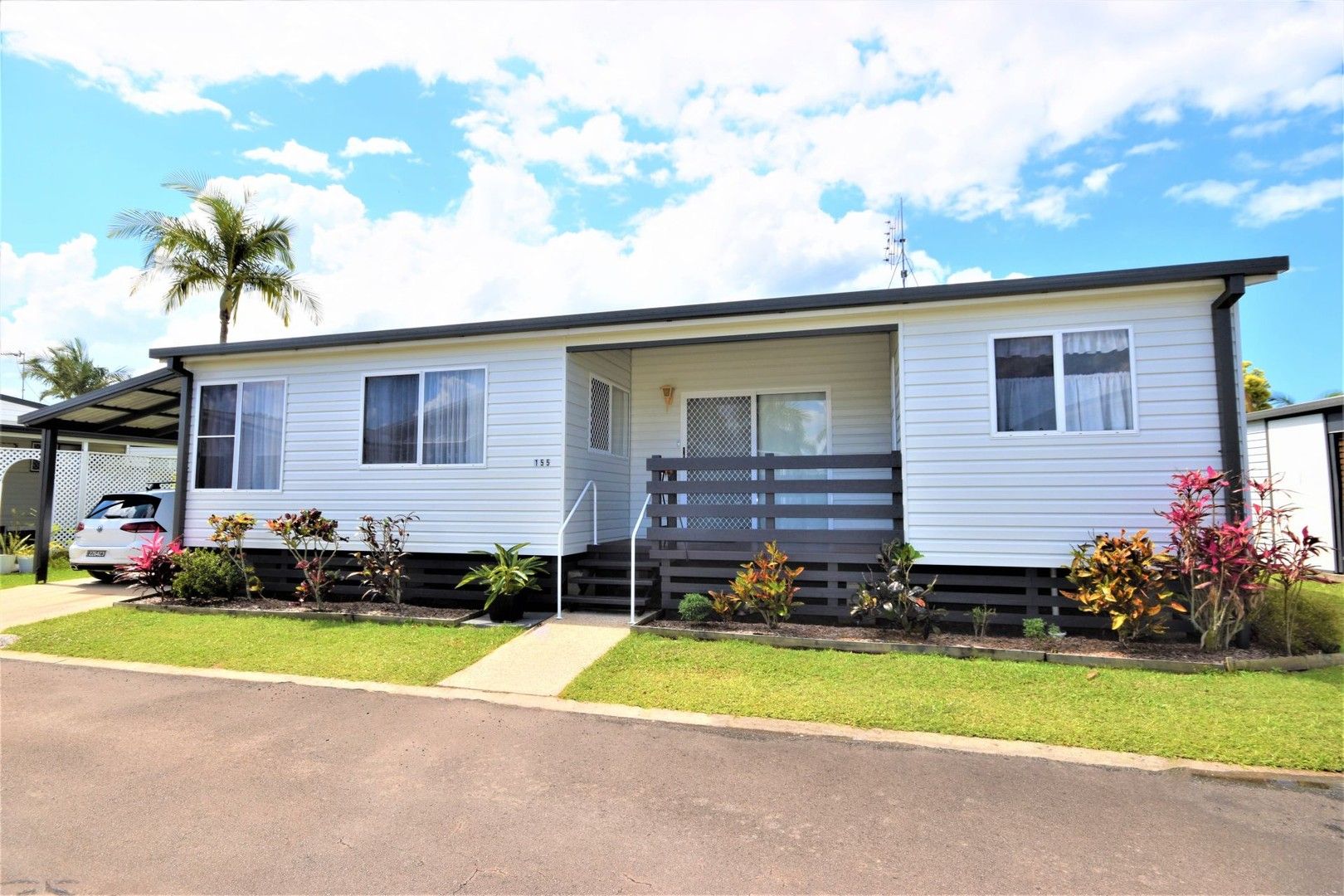 3 bedrooms Apartment / Unit / Flat in 155/319 Bradman Avenue MAROOCHYDORE QLD, 4558