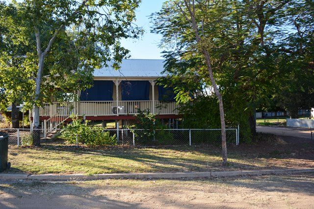 15 Clematis Street, Blackall QLD 4472, Image 0