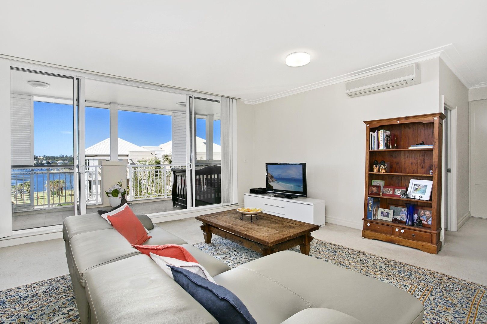 309/6 Peninsula Drive, Breakfast Point NSW 2137 Apartment For Rent