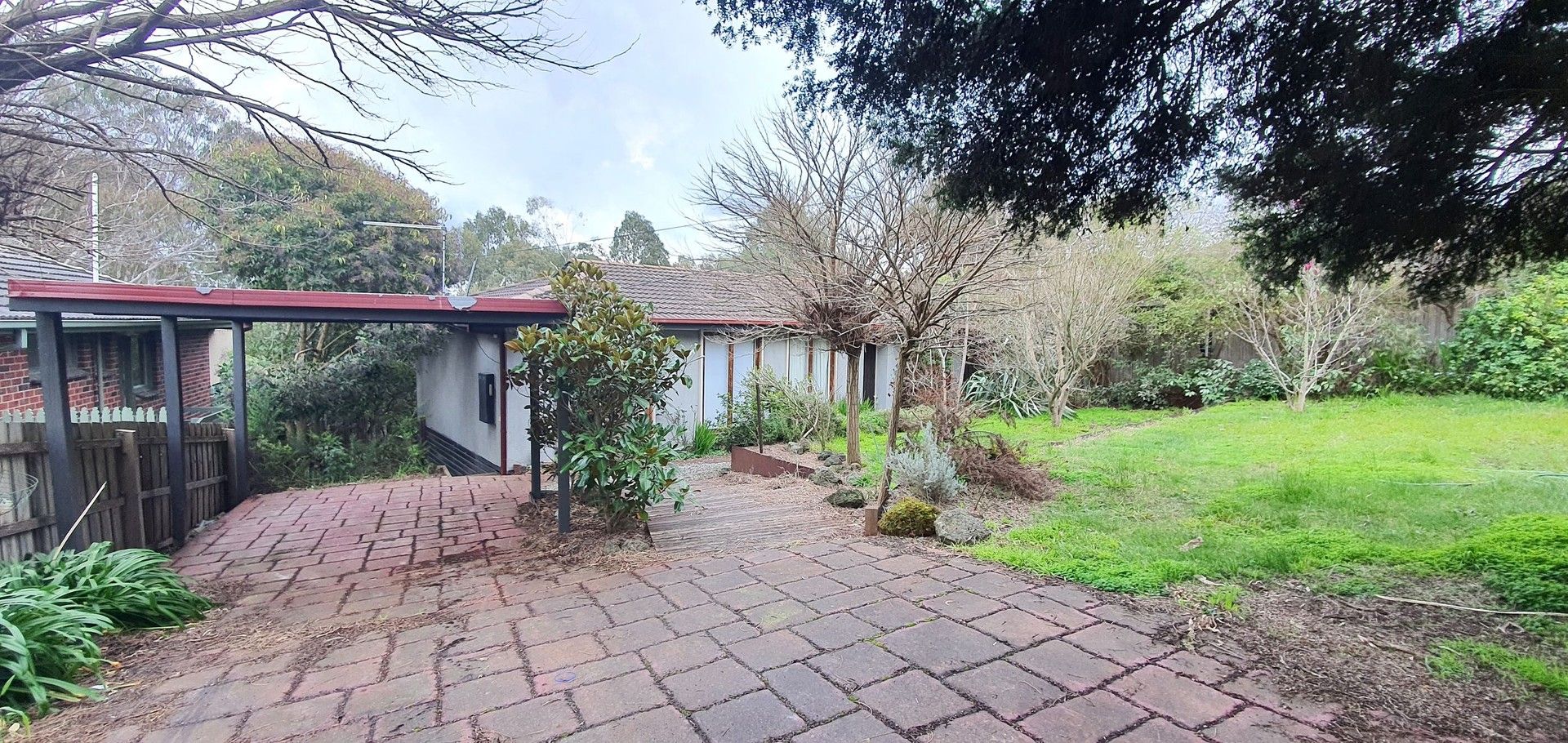 3 bedrooms House in 63 Esther Crescent MOOROOLBARK VIC, 3138