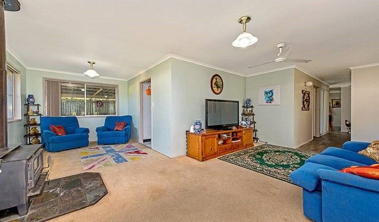 26 Cooke Street, Goombungee QLD 4354, Image 2