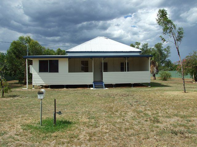 37 Rose Street, Blackall QLD 4472, Image 0