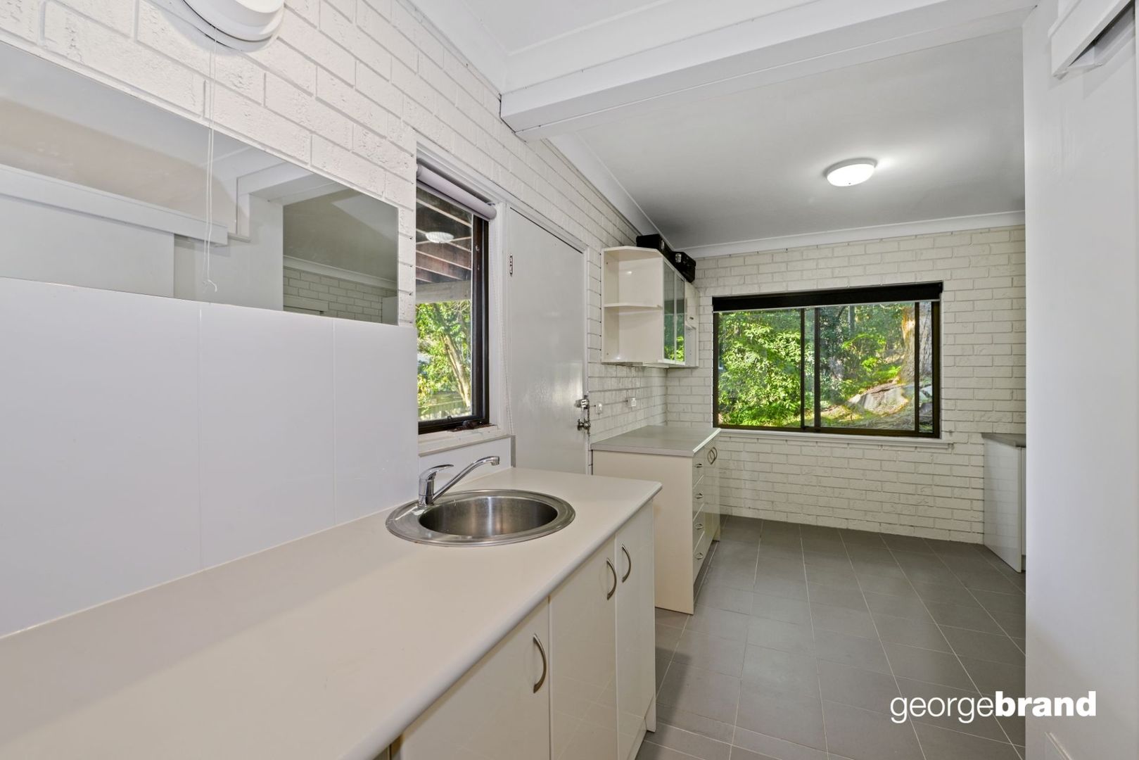 2/14a Redgrove Street, Green Point NSW 2251, Image 1