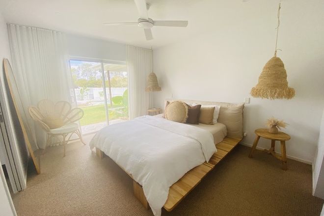 Picture of 14 Rosea Place, PEREGIAN SPRINGS QLD 4573