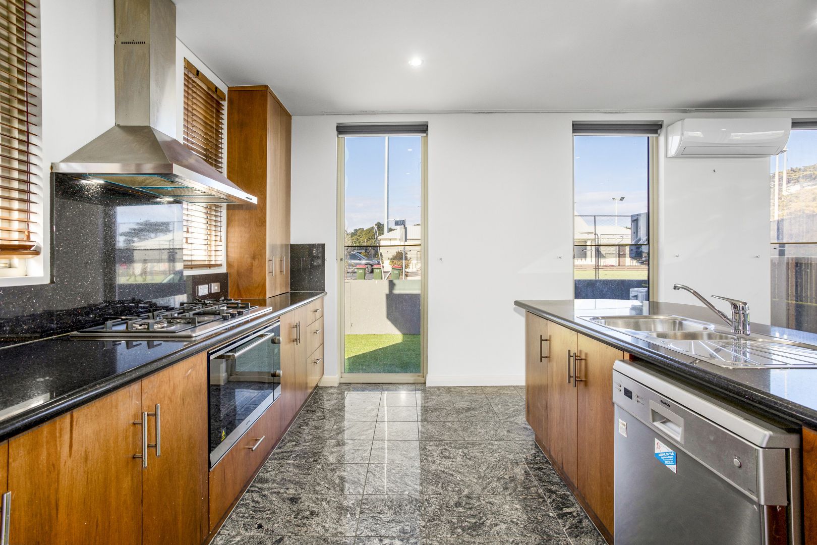 32 Mill Lane, Williamstown VIC 3016 Townhouse For Rent 1,200 Domain