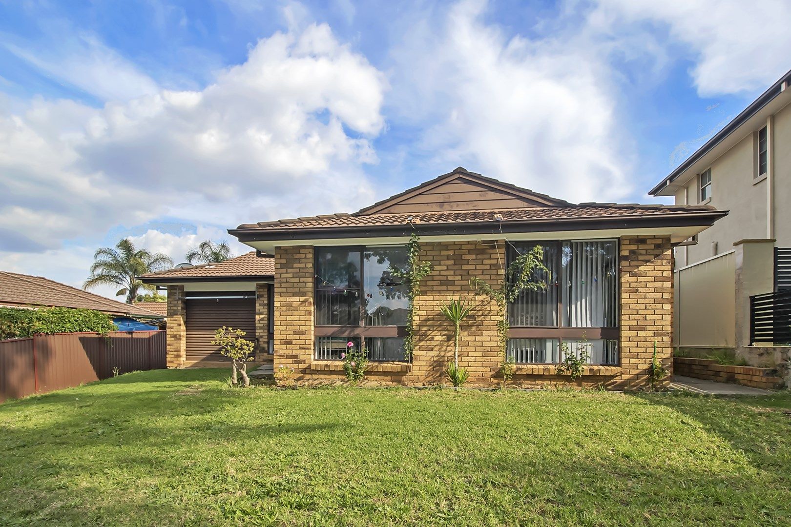4 Franklin Place, Bossley Park NSW 2176, Image 0