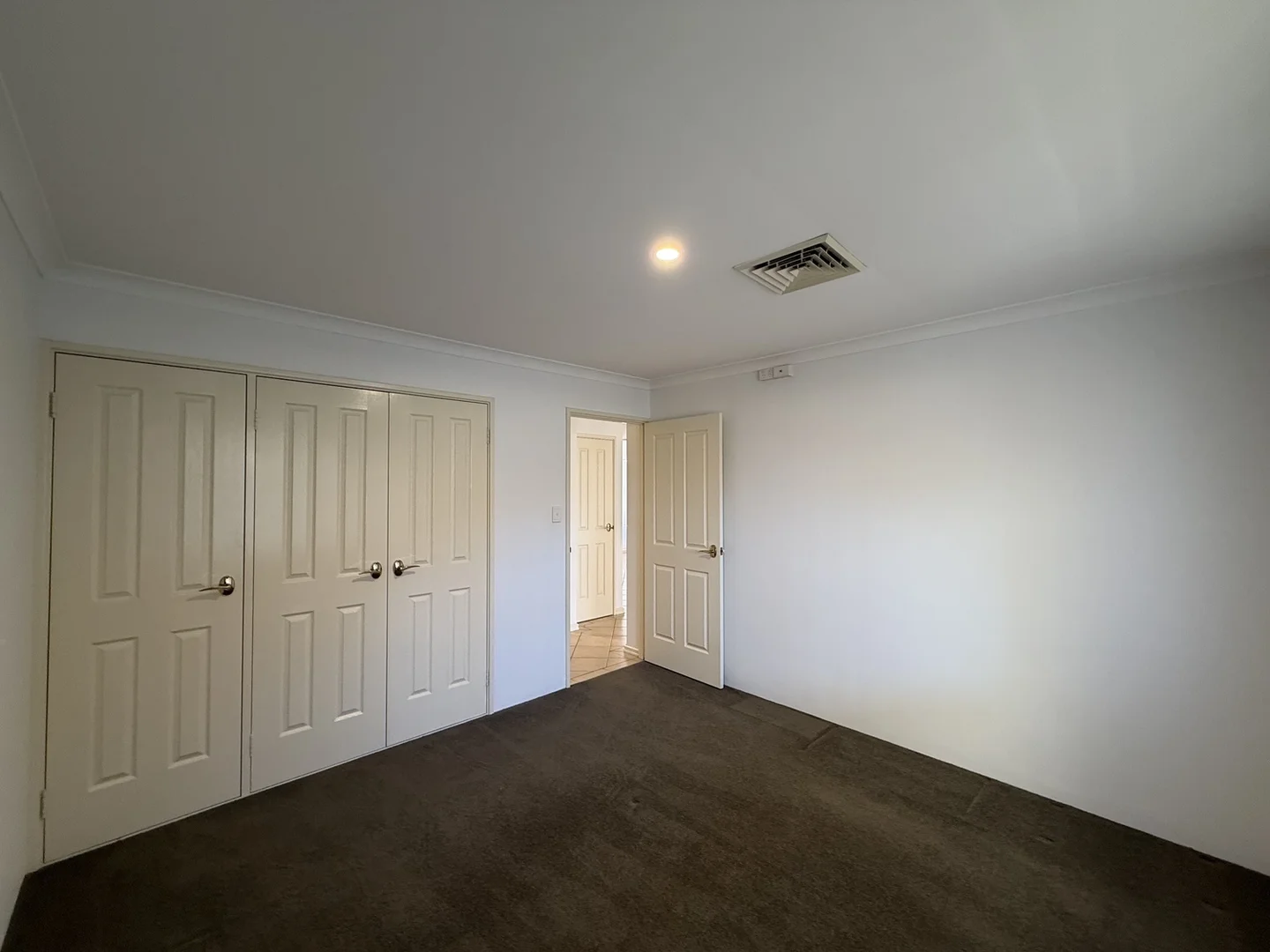 Additional image 9 of 2/280 Drake Street, Morley WA 6062