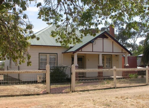 35 William Street, Castlemaine VIC 3450