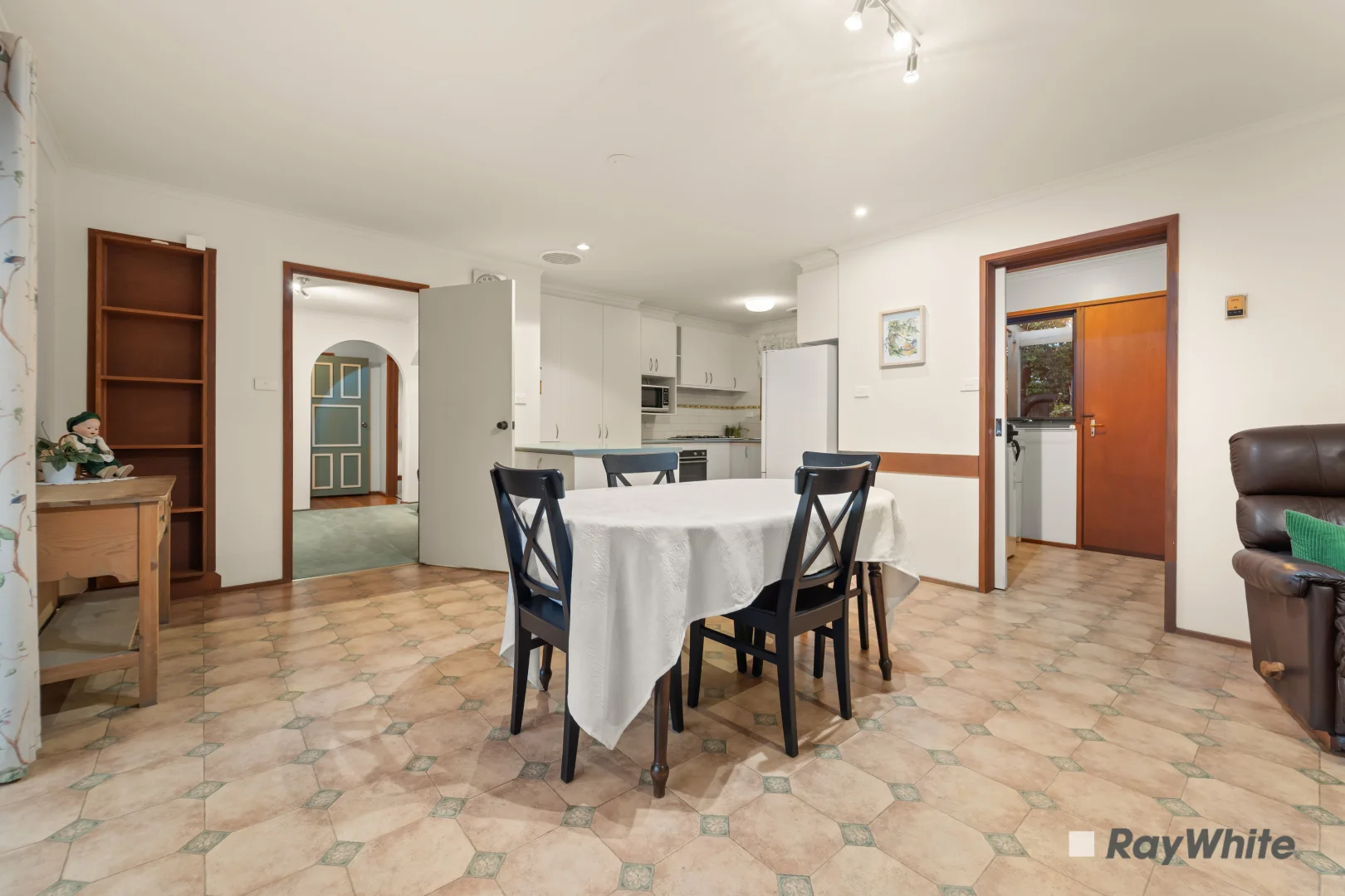 Additional image 5 of 1 Guildford Crescent, Narre Warren VIC 3805