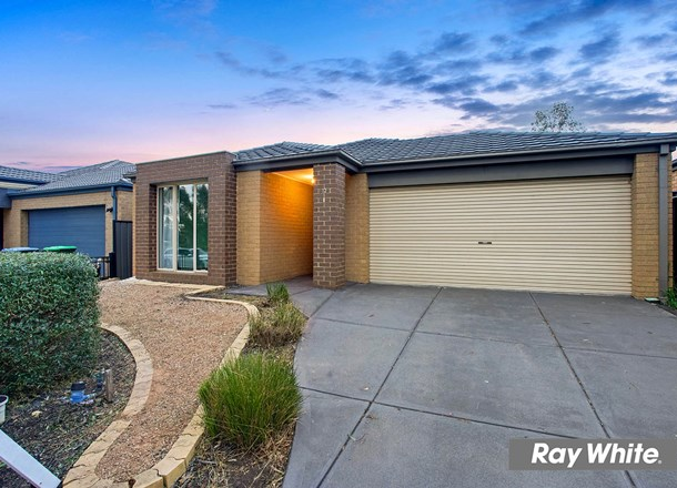 12 Carbine Avenue, Tarneit VIC 3029