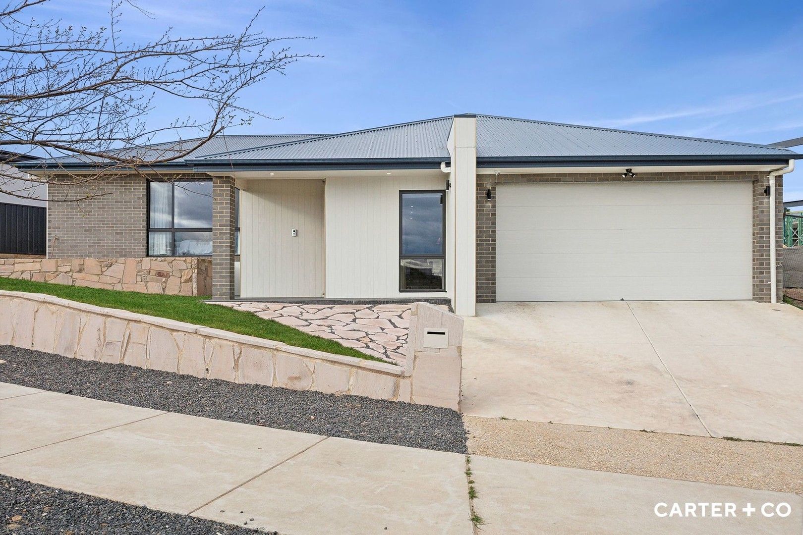 4 bedrooms House in 7 Whitman Crescent TAYLOR ACT, 2913