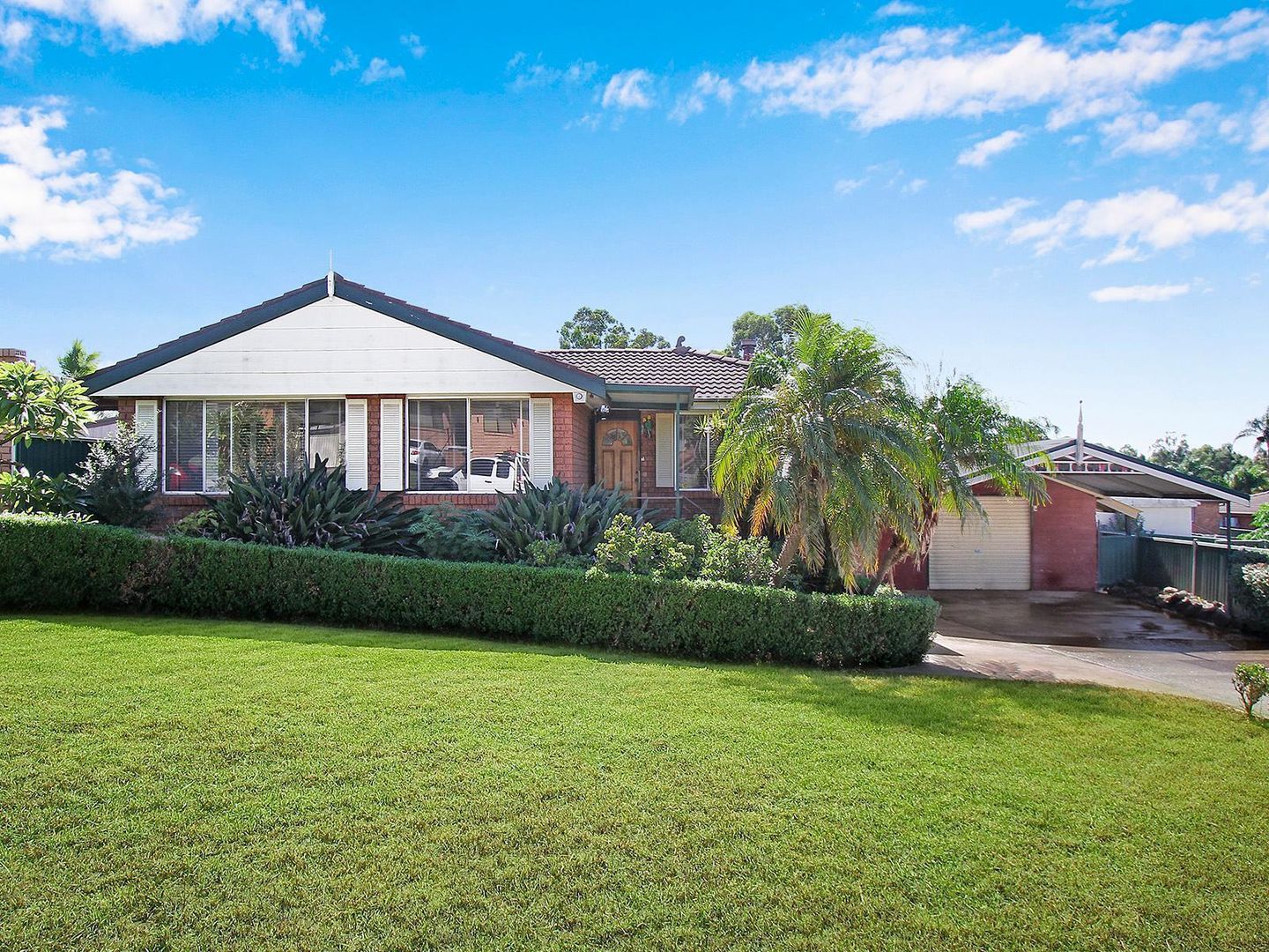 7 Coogan Place, Dean Park Property History & Address Research Domain