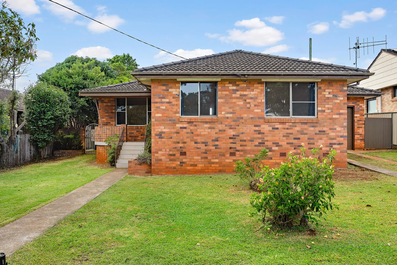 Additional image 2 of 8 Clifton Drive, Port Macquarie NSW 2444