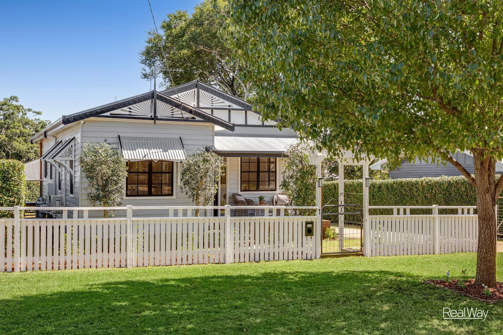 Additional image 5 of 1 Llewellyn Street, Centenary Heights QLD 4350