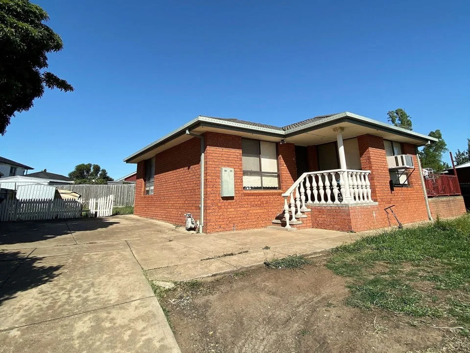 12 Dakara Close, Meadow Heights VIC 3048