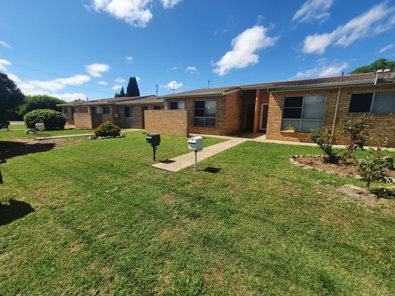 2 bedrooms Apartment / Unit / Flat in 2/173 Goonoo Goonoo Road TAMWORTH NSW, 2340