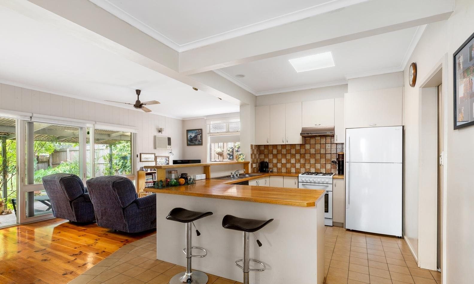 4 bedrooms House in 7 Fir Street BULLEEN VIC, 3105