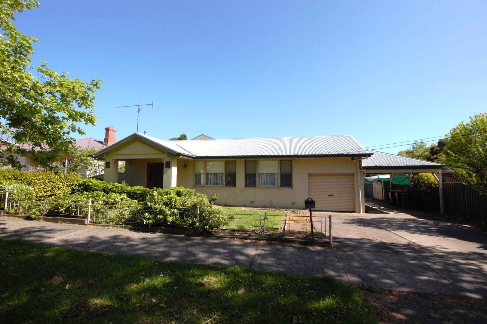 4 bedrooms House in 309 Forest Street BUNINYONG VIC, 3357