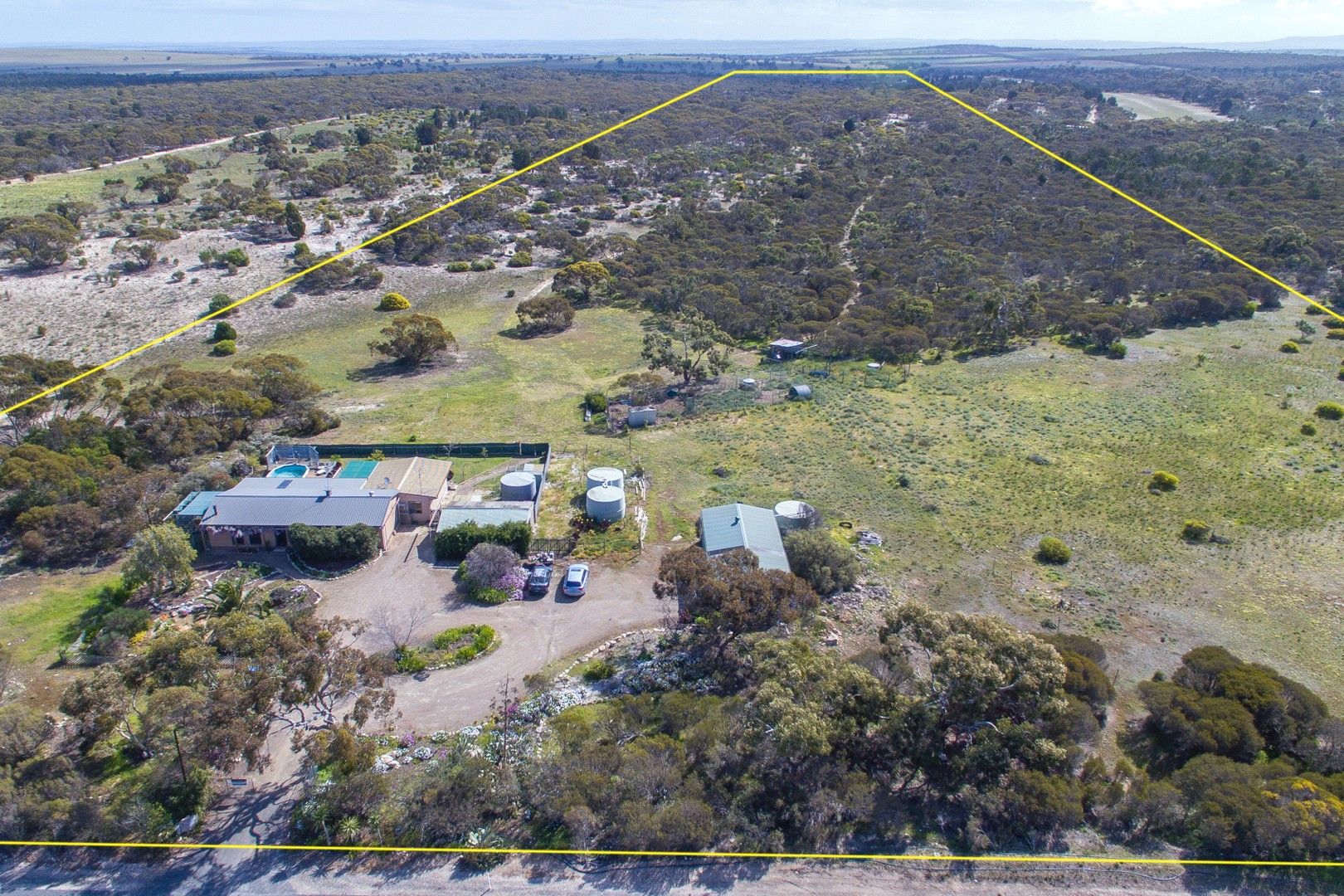 3 bedrooms House in 744 Ferries McDonald Road MONARTO SOUTH SA, 5254