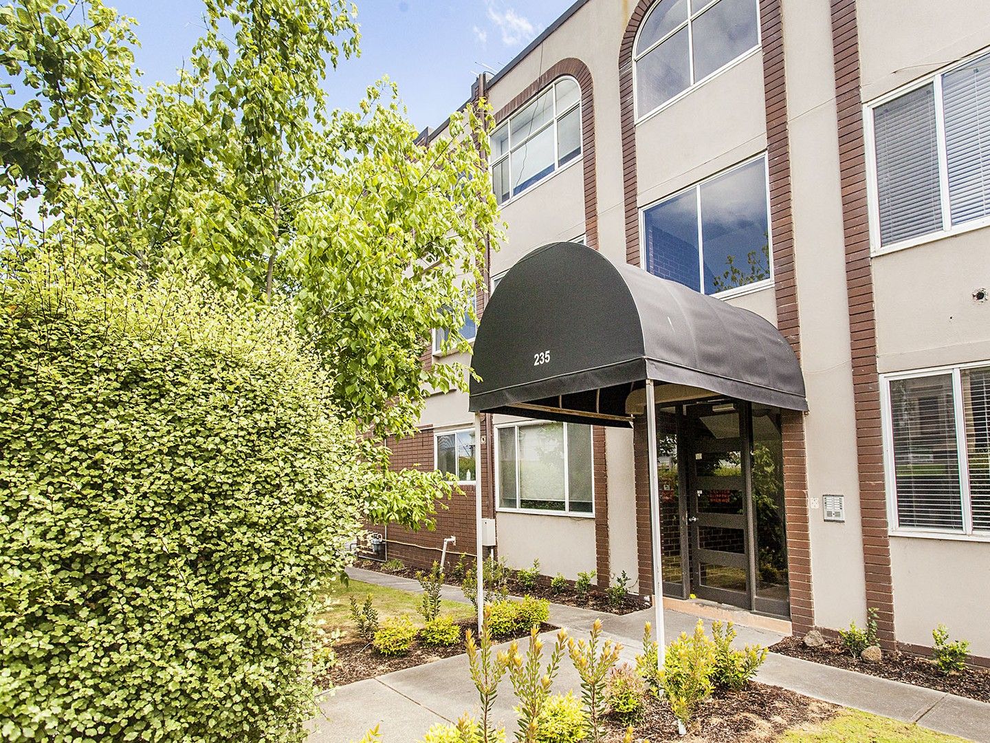 2 bedrooms Apartment / Unit / Flat in 6/235 Riversdale Road HAWTHORN EAST VIC, 3123