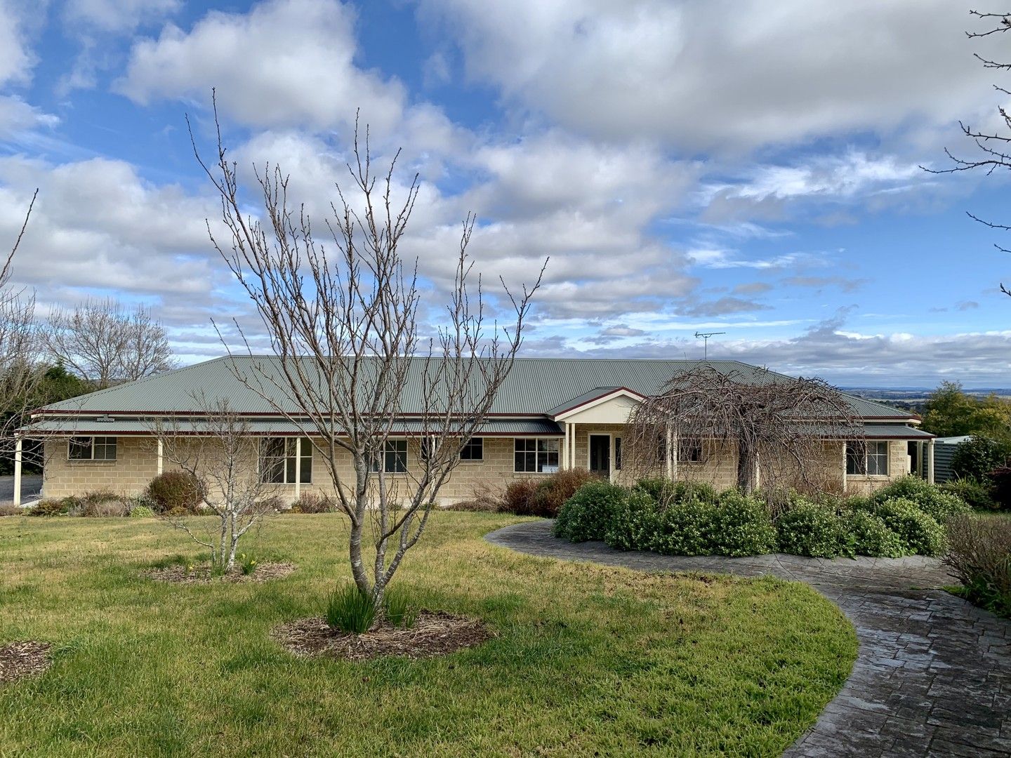 4 bedrooms House in 37 Villiers Road MOSS VALE NSW, 2577