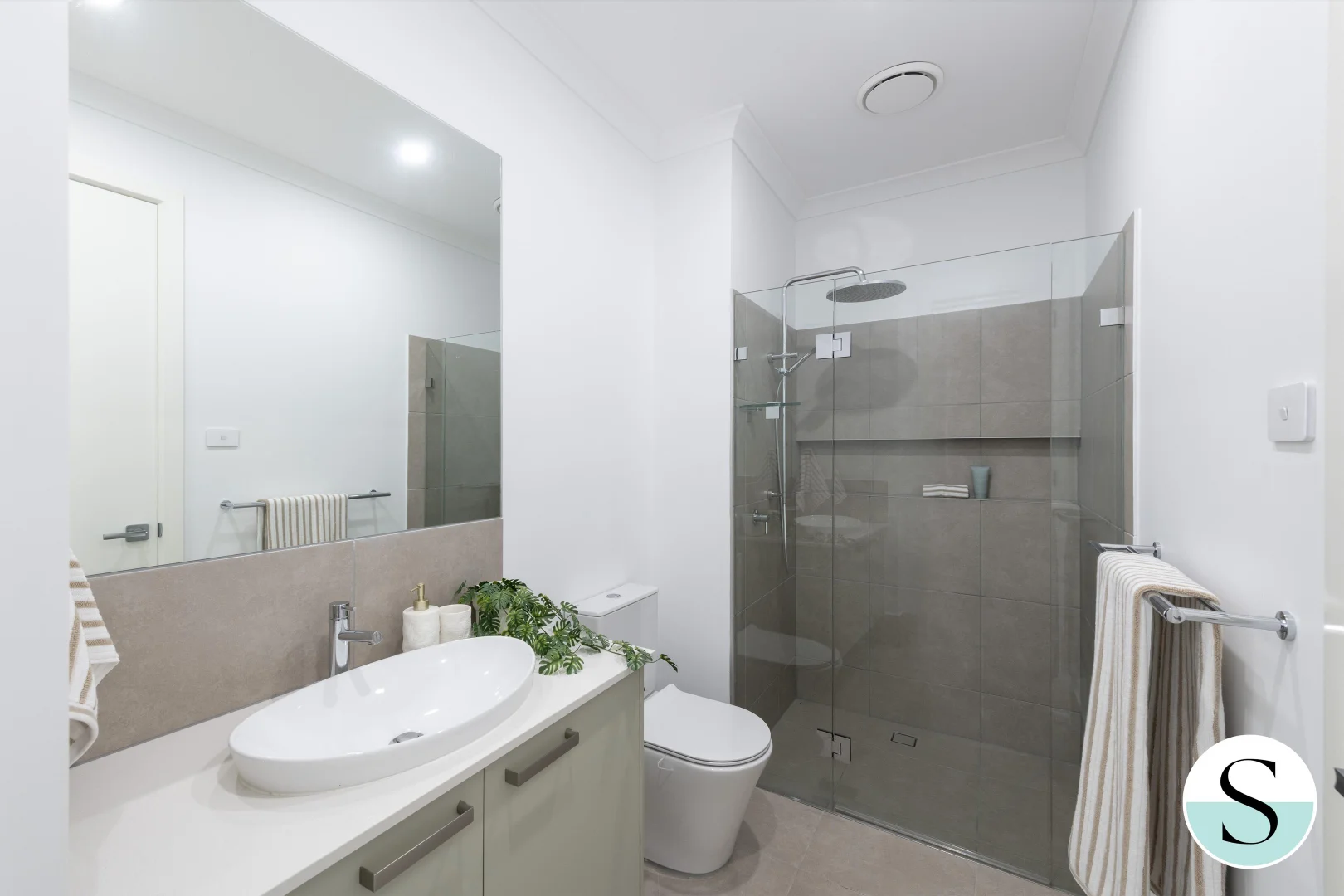 Additional image 4 of 23A Allora Circuit, Nords Wharf NSW 2281