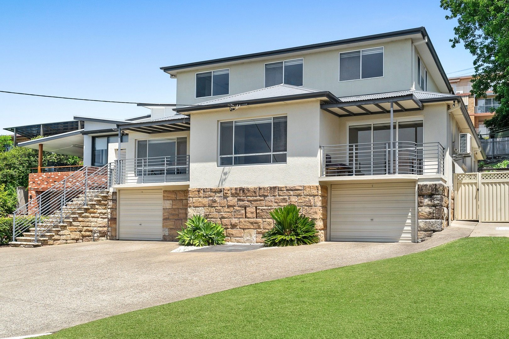 32 Kyle Parade, Kyle Bay NSW 2221, Image 0