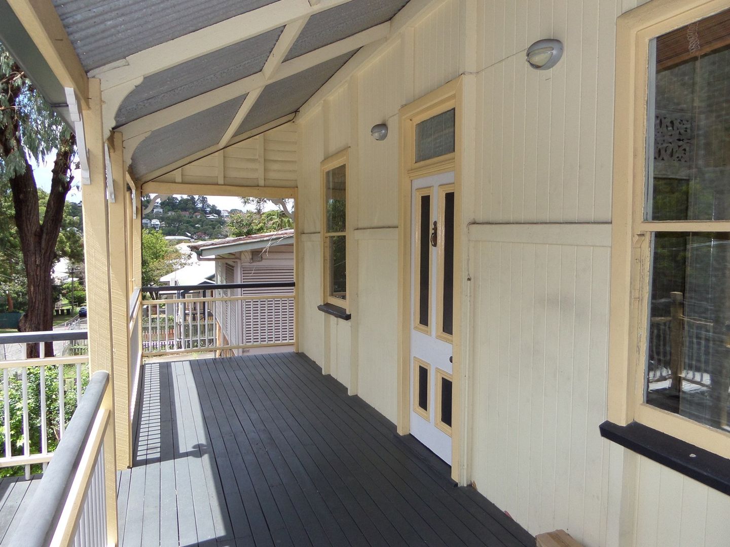 52 Garden Terrace, Newmarket QLD 4051, Image 2