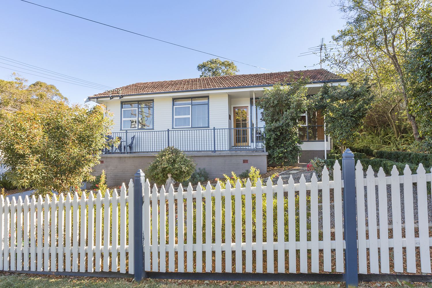 19 Cambridge Street, Valley Heights Property History & Address