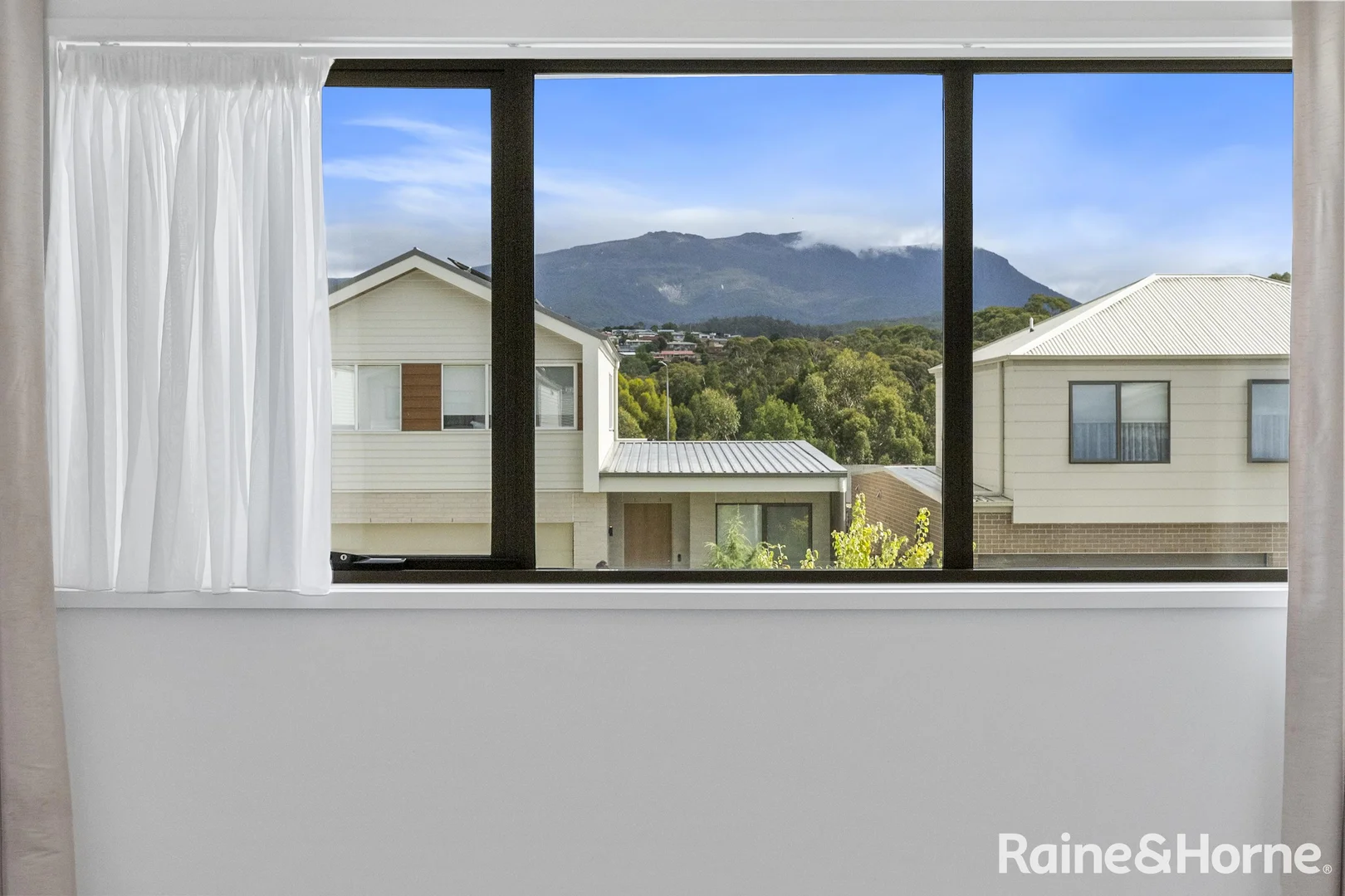 Additional image 11 of 32 Paperbark Crescent, Kingston TAS 7050