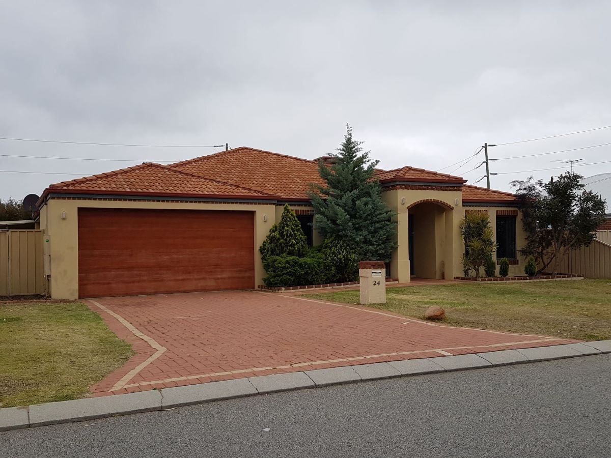 4 bedrooms House in 24 Hockley Loop CANNING VALE WA, 6155